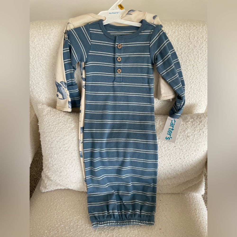 NWT selling this as a set nightgowns. SZ newborn